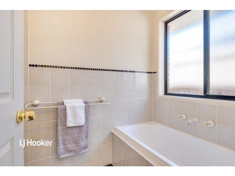 18 Century Court, Paralowie SA 5108