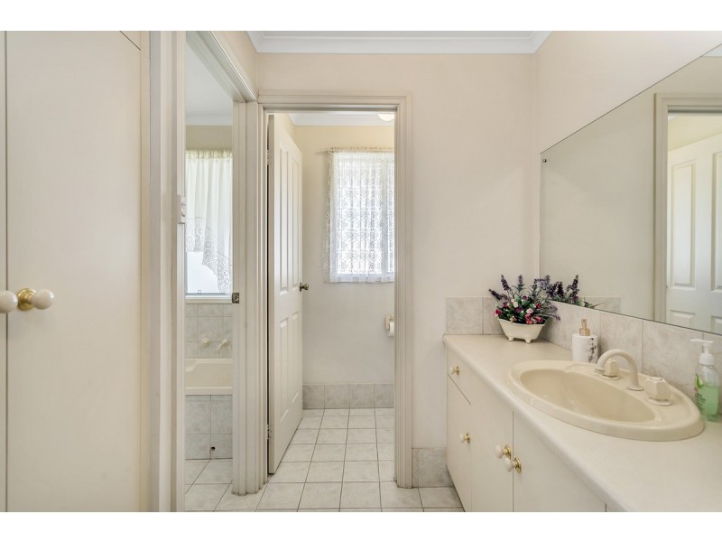 13 Montacute Drive, Oakden SA 5086