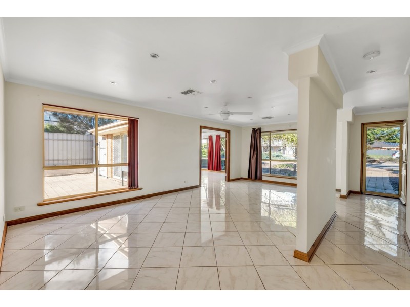 11 Lurline Boulevard, Sellicks Beach SA 5174