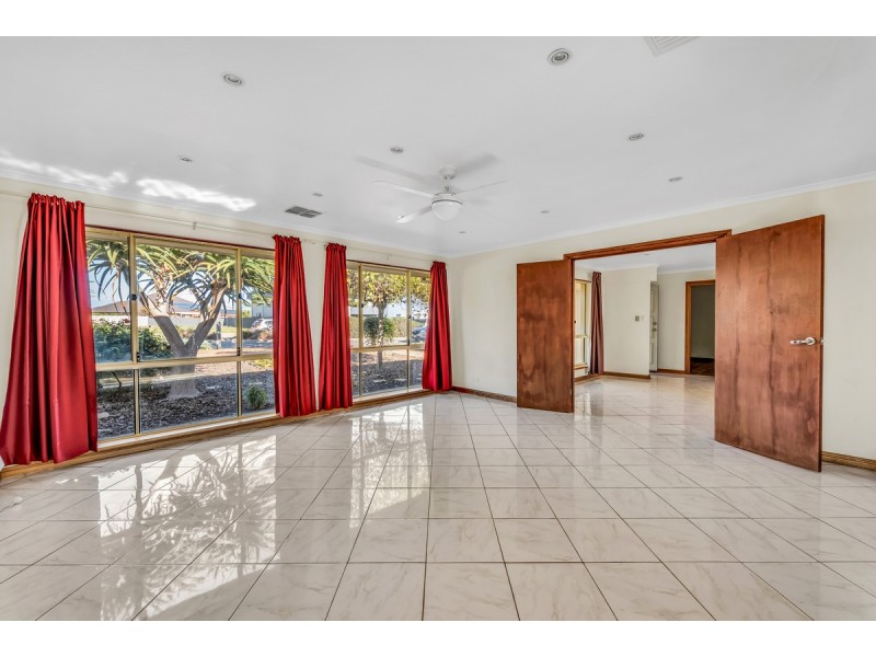 11 Lurline Boulevard, Sellicks Beach SA 5174