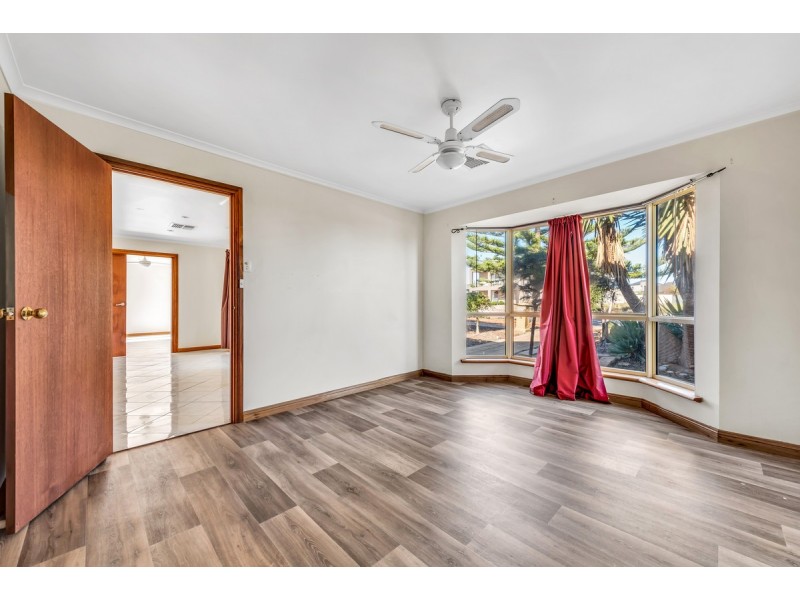 11 Lurline Boulevard, Sellicks Beach SA 5174