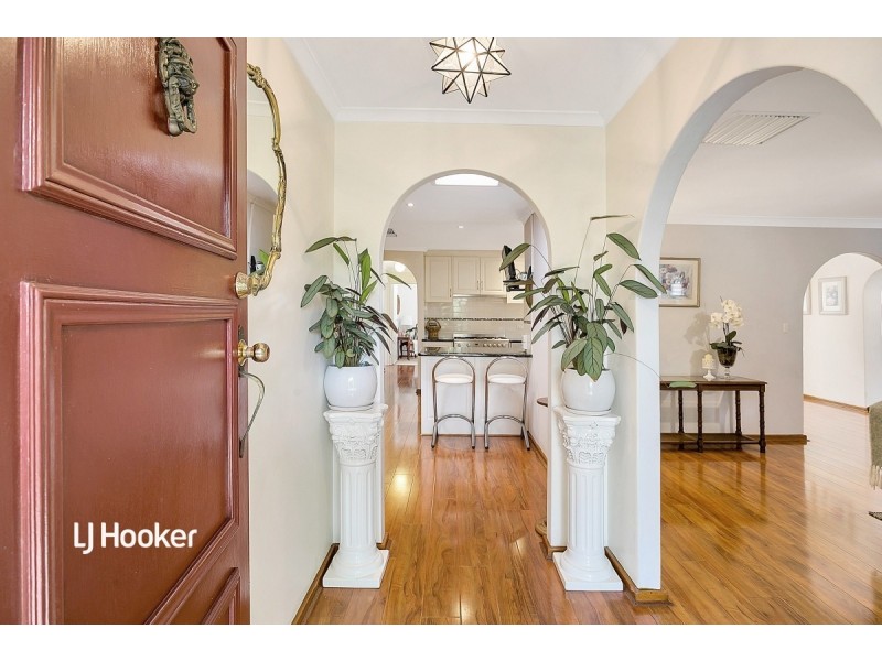 9 McNamara Street, Modbury Heights SA 5092