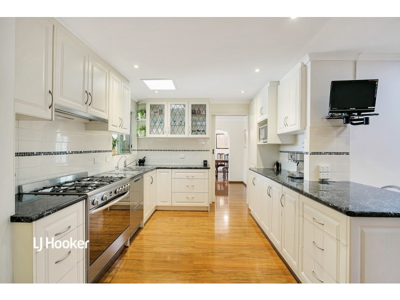 9 McNamara Street, Modbury Heights SA 5092