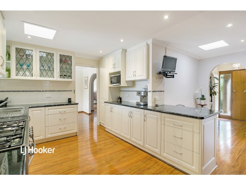 9 McNamara Street, Modbury Heights SA 5092