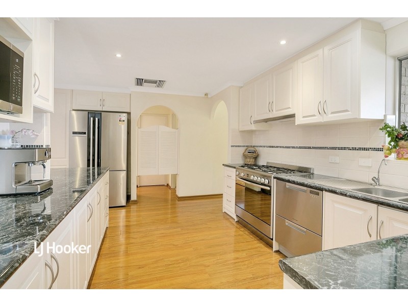 9 McNamara Street, Modbury Heights SA 5092