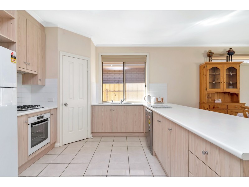 34 Hawkins Avenue, Hillcrest SA 5086