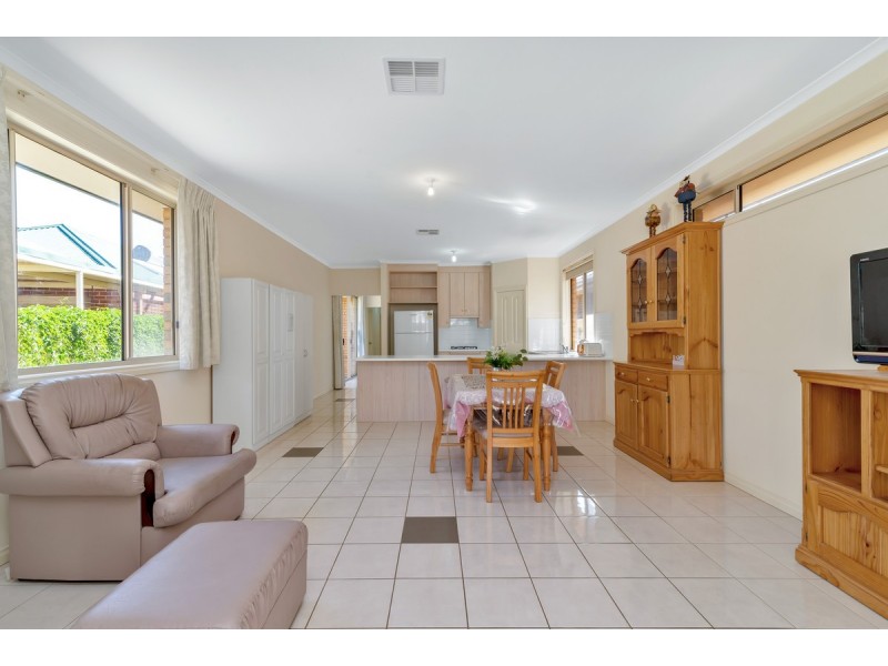 34 Hawkins Avenue, Hillcrest SA 5086