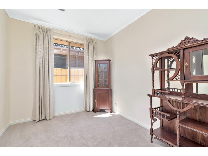 34 Hawkins Avenue, Hillcrest SA 5086