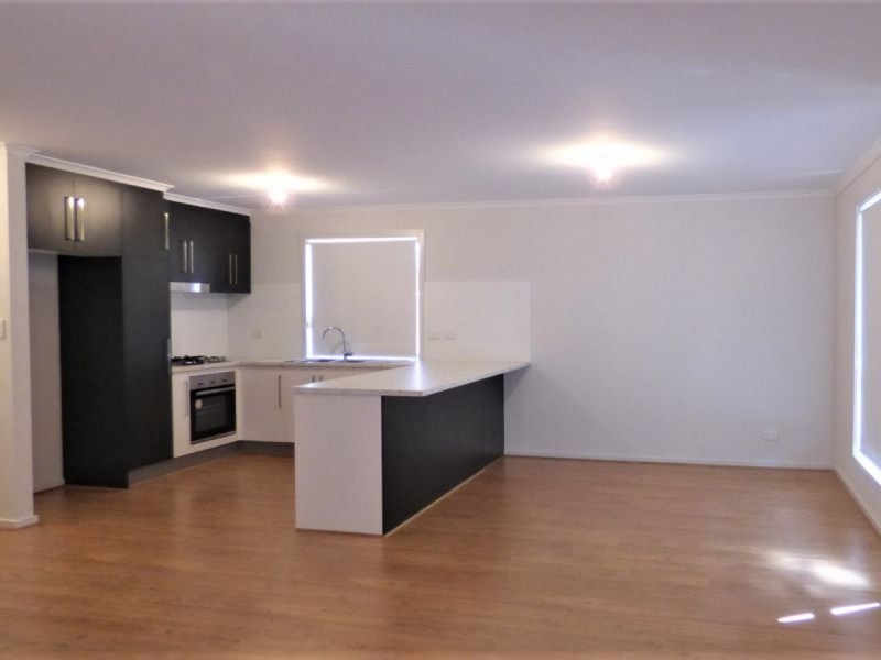 16 Kalamata Court, Munno Para West SA 5115