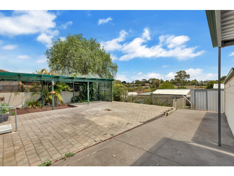 55 Audrey Crescent, Valley View SA 5093