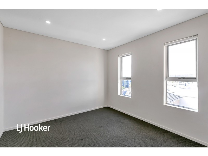 21/32-36 Riverside Street, Mawson Lakes SA 5095