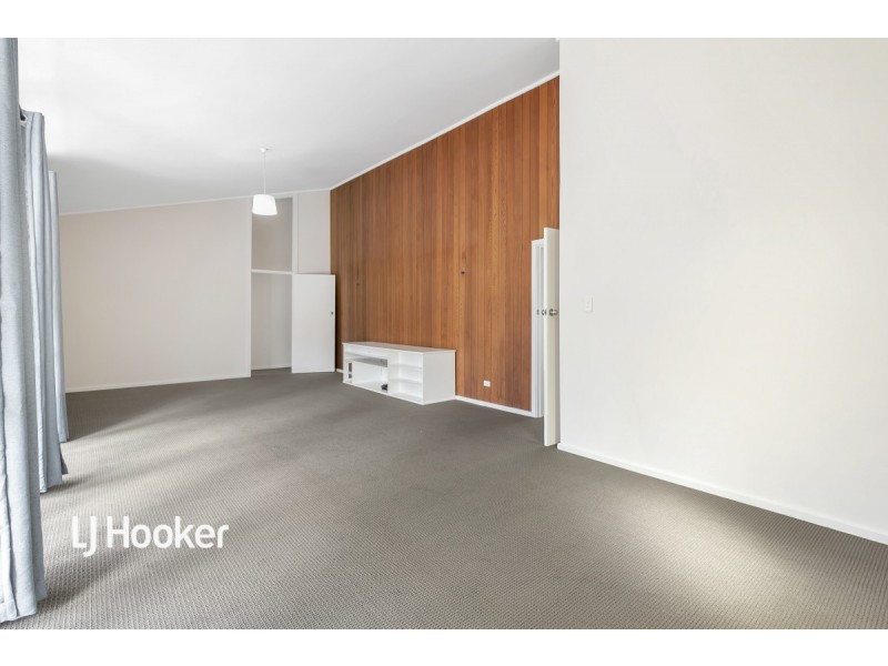 13 De Sassenay Crescent, Modbury Heights SA 5092