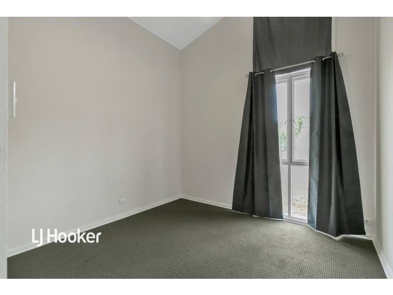 13 De Sassenay Crescent, Modbury Heights SA 5092