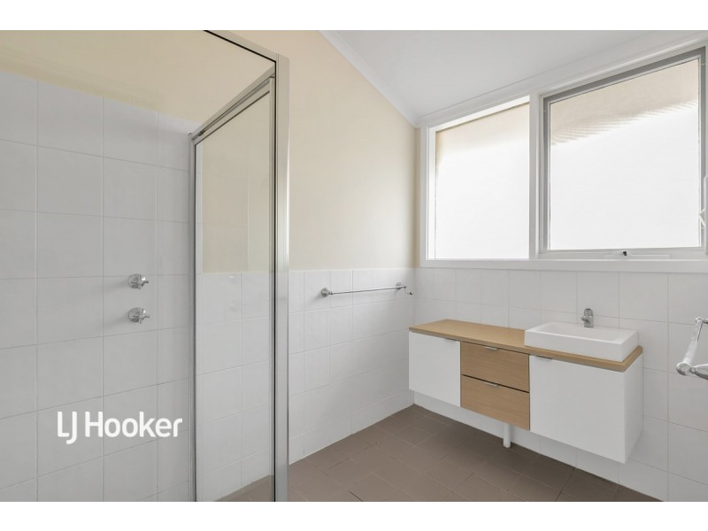 13 De Sassenay Crescent, Modbury Heights SA 5092