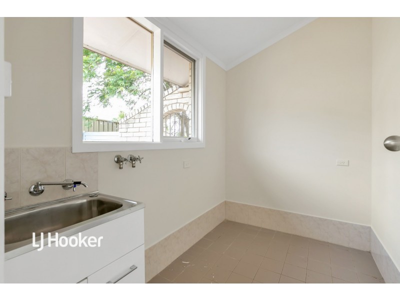 13 De Sassenay Crescent, Modbury Heights SA 5092