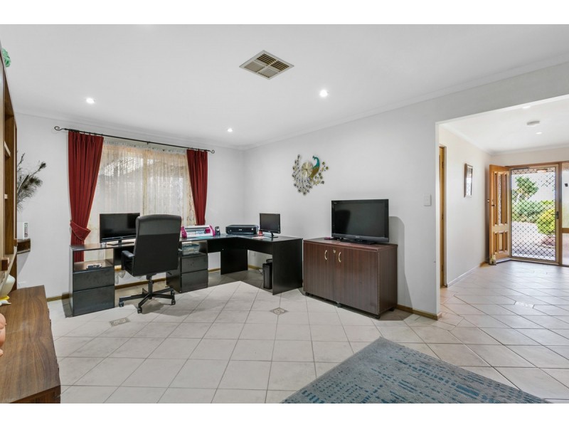 5 Berwick Rise, Hillbank SA 5112