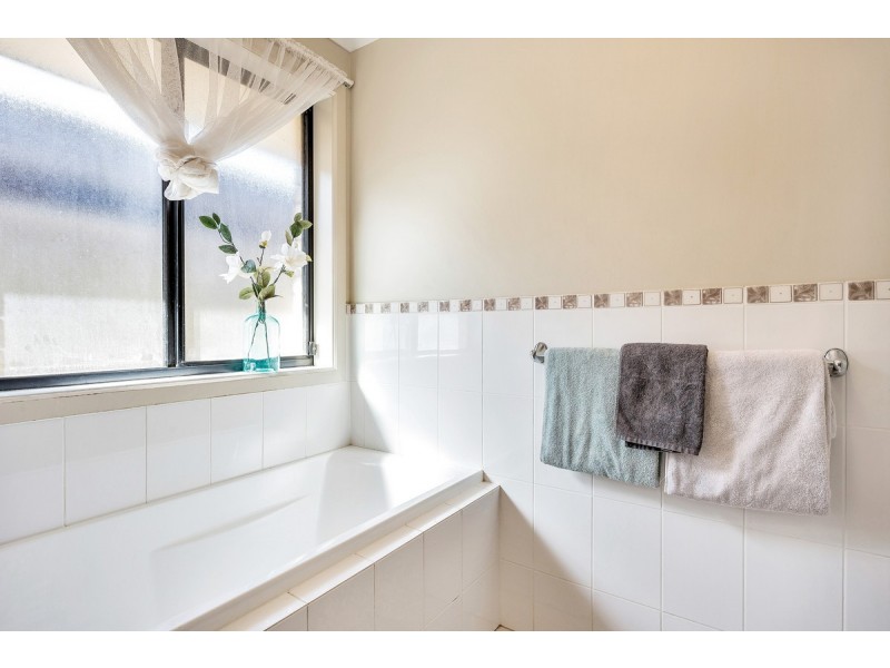 27 Valiant Road, Munno Para West SA 5115