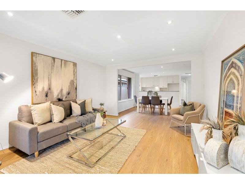 14 Hilltop Drive, Oakden SA 5086