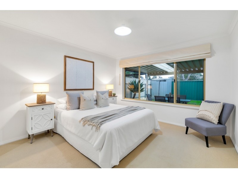 14 Hilltop Drive, Oakden SA 5086