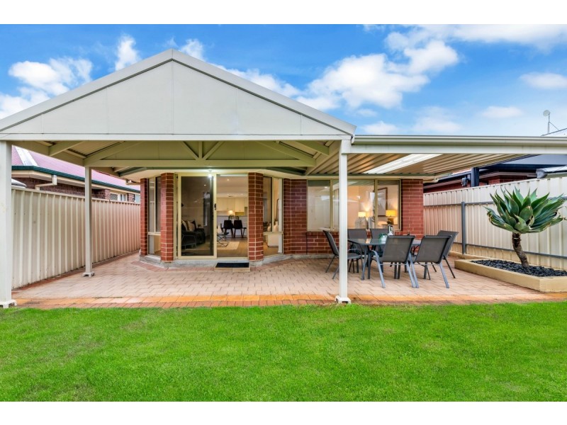 14 Hilltop Drive, Oakden SA 5086