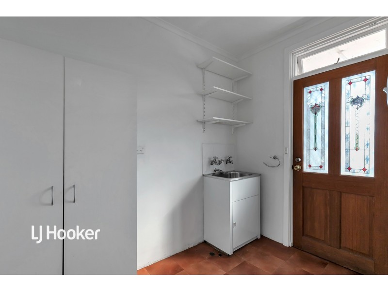 14 McGowan Road, Para Hills SA 5096