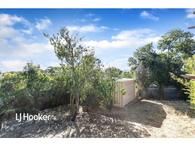 14 McGowan Road, Para Hills SA 5096