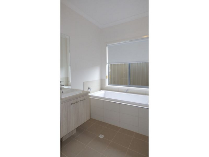 14 Stanrose Way, Evanston South SA 5116