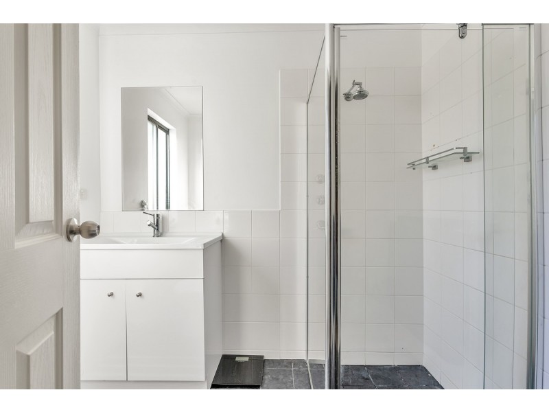 24 Athalie Avenue, Parafield Gardens SA 5107