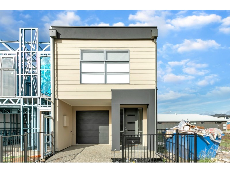 10 Warwick Street, Mount Barker SA 5251