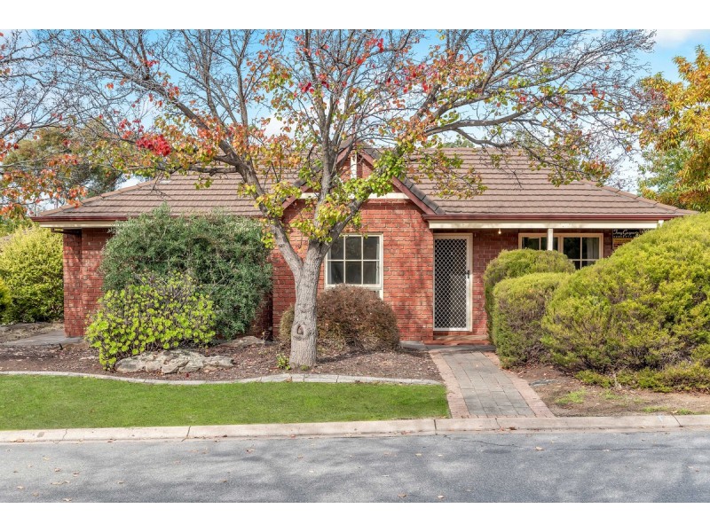 2/21 Hampton Court, Wynn Vale SA 5127