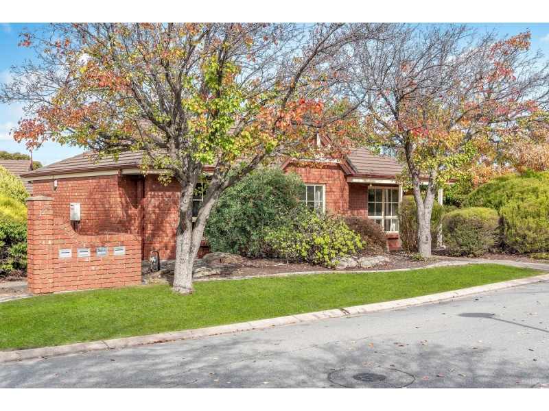 2/21 Hampton Court, Wynn Vale SA 5127