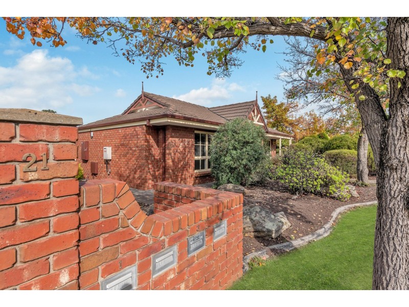 2/21 Hampton Court, Wynn Vale SA 5127