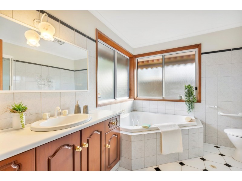 22 Aurora Circuit, Greenwith SA 5125