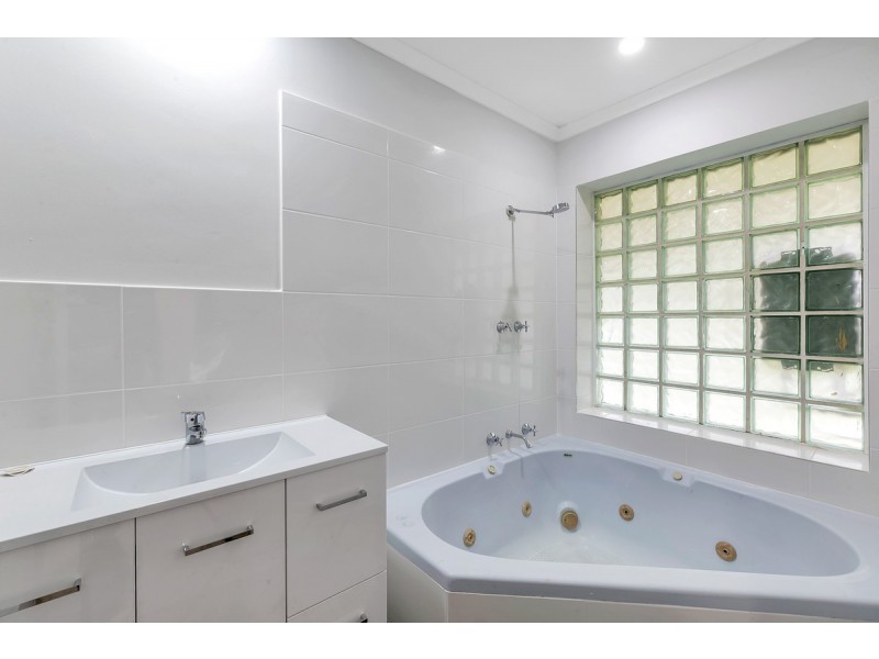 14 Joanne Terrace, Parafield Gardens SA 5107