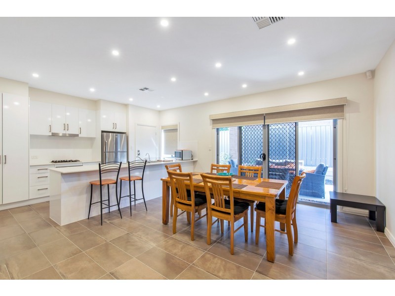 2/1218 Lower North East Road, Highbury SA 5089