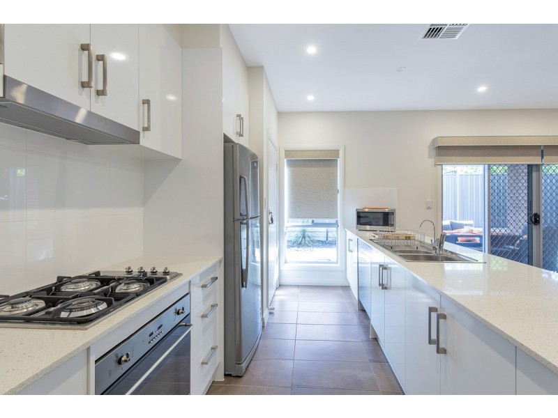 2/1218 Lower North East Road, Highbury SA 5089