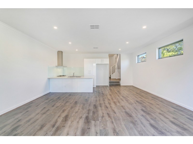 1 & 2/7 Bank Crescent, St Agnes SA 5097