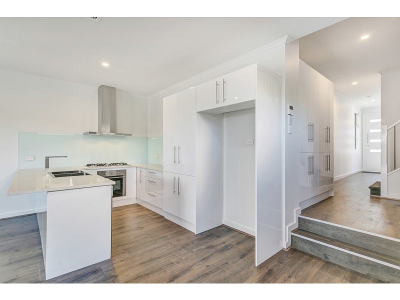 1 & 2/7 Bank Crescent, St Agnes SA 5097