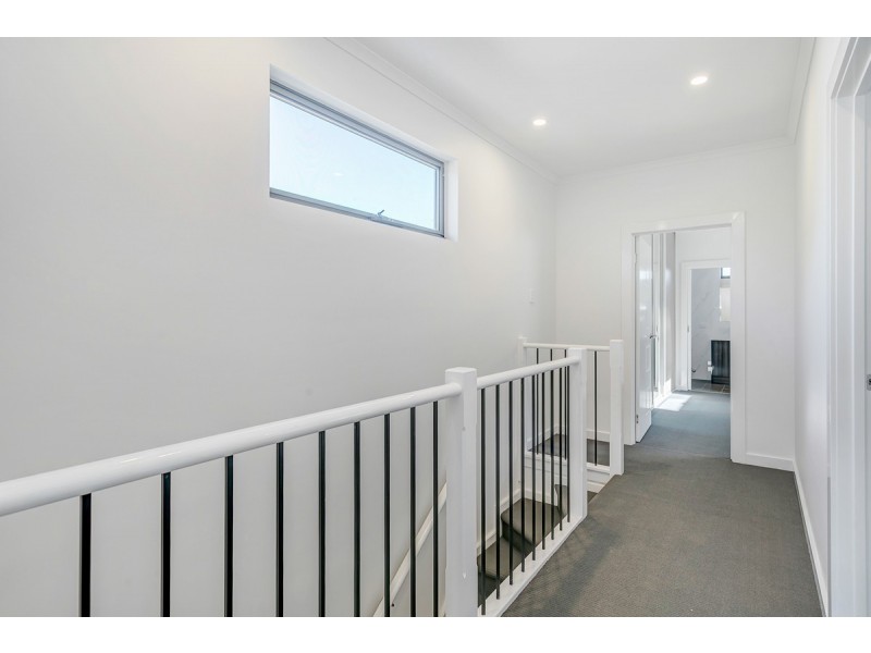 1 & 2/7 Bank Crescent, St Agnes SA 5097