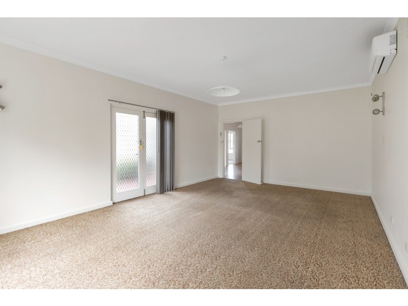 15 Doreen Street, Vale Park SA 5081