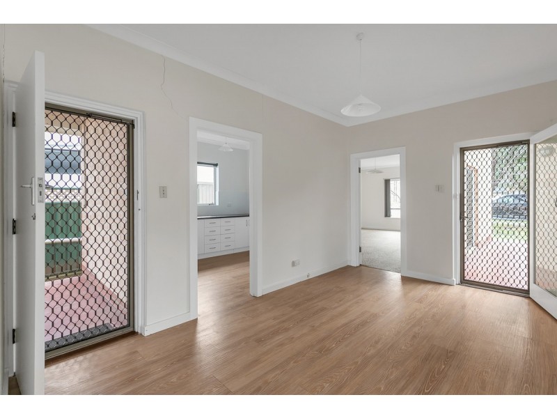 15 Doreen Street, Vale Park SA 5081