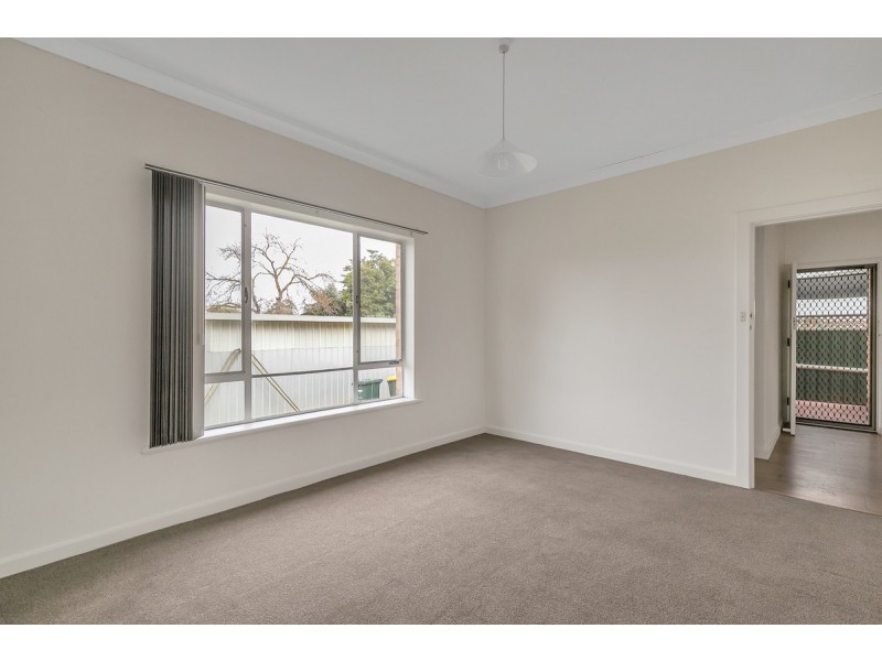 15 Doreen Street, Vale Park SA 5081