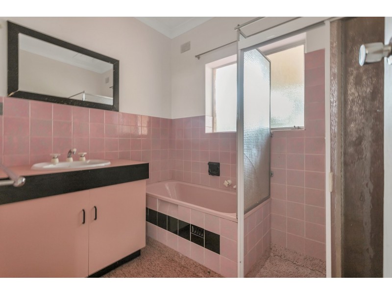 15 Doreen Street, Vale Park SA 5081