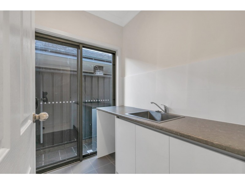 347B Wright Road, Valley View SA 5093