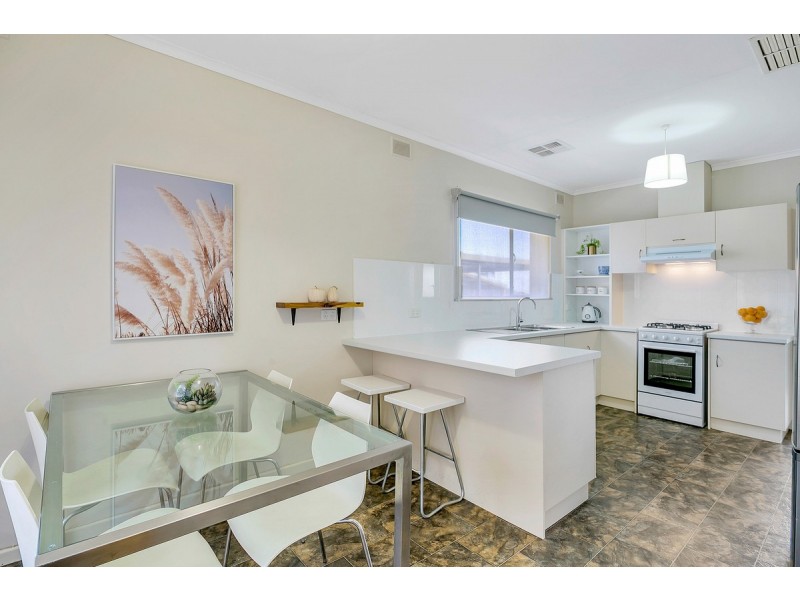 5 McMahon Avenue, Para Hills SA 5096