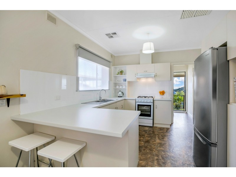 5 McMahon Avenue, Para Hills SA 5096