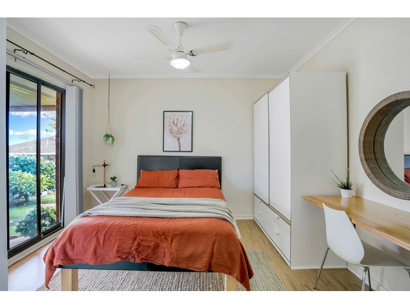 5 McMahon Avenue, Para Hills SA 5096