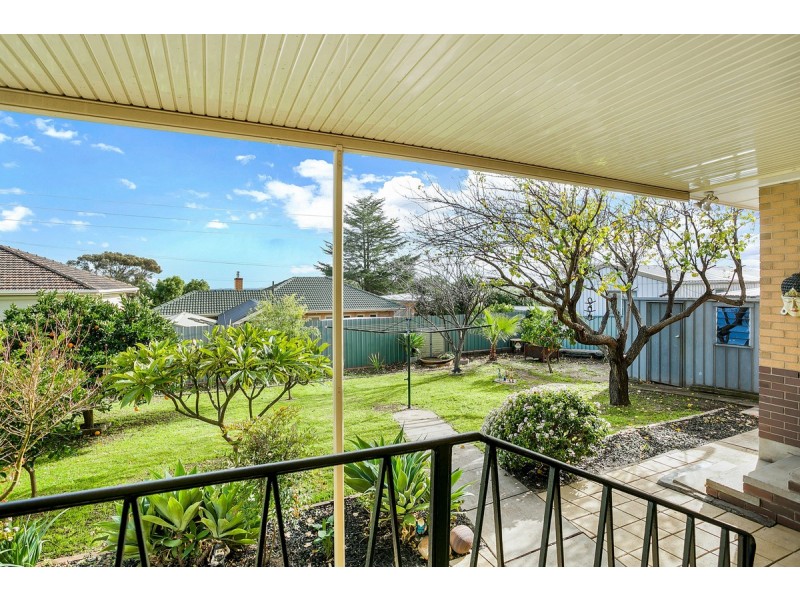 5 McMahon Avenue, Para Hills SA 5096