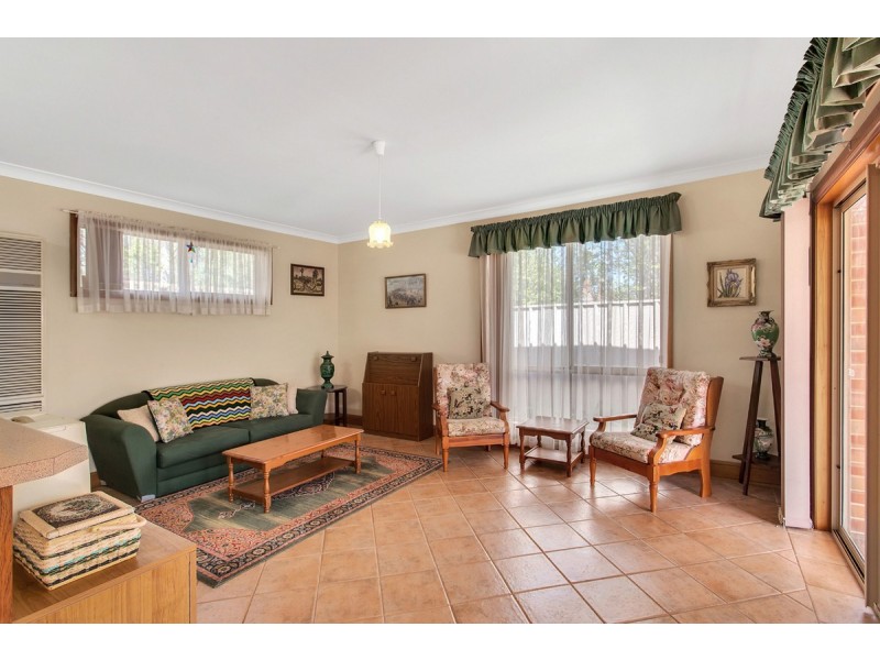 1b Phillip Place, Vale Park SA 5081