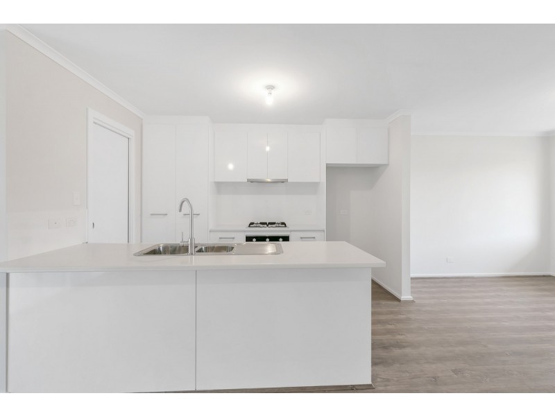 30 Clare Mews, Munno Para West SA 5115